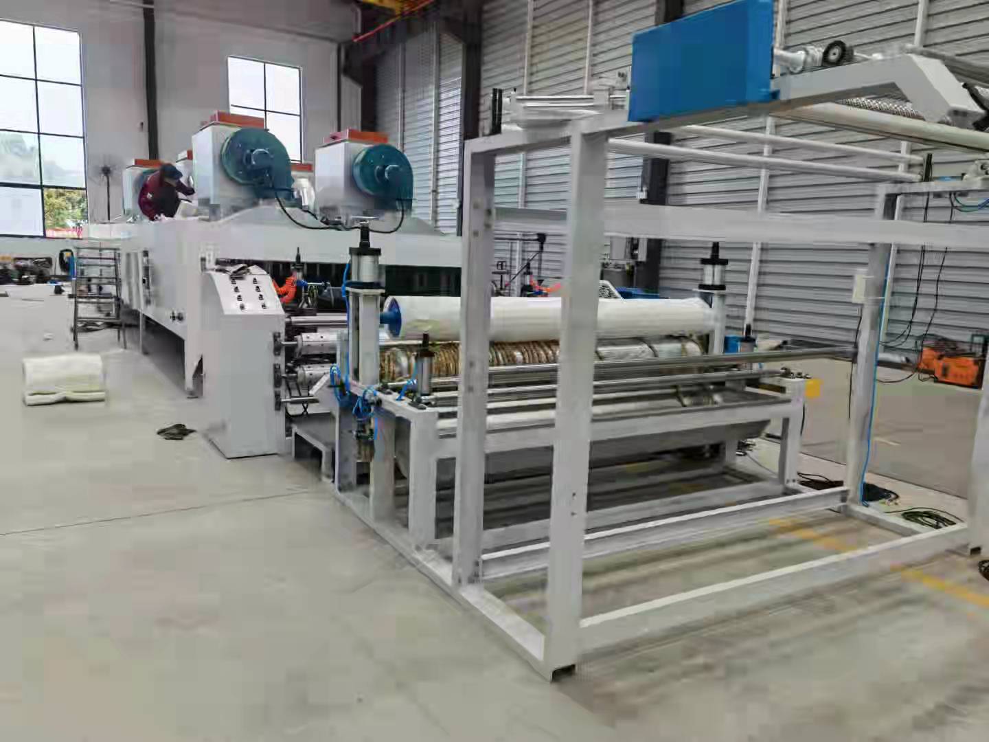 擴(kuò)幅定型機(jī)