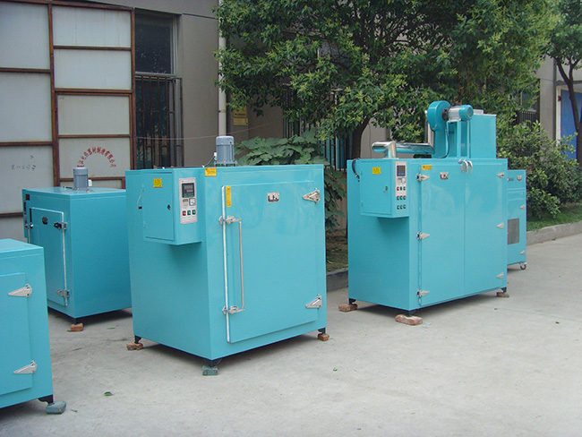 熱風(fēng)循環(huán)烘箱